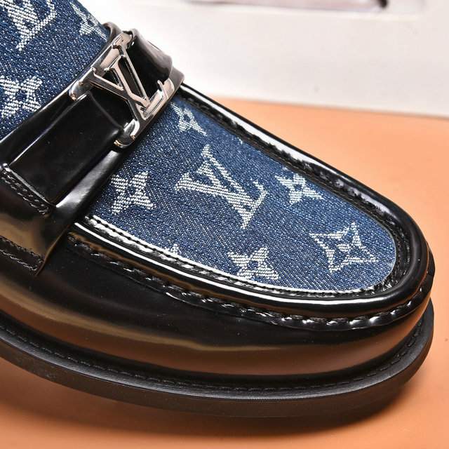 Picture of Louis Vuitton Shoes _SKU2241067SZ38-4413773